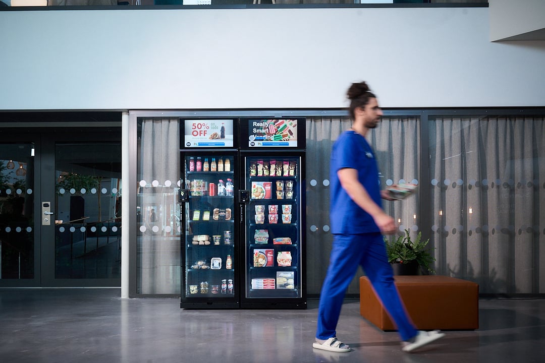 vending machine inventory tracking and smart freezer